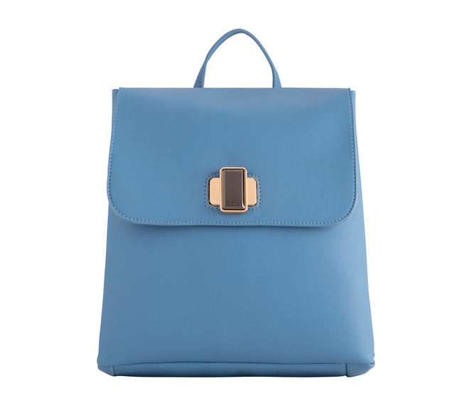229.00kn Carpisa hand bag 11 cr
