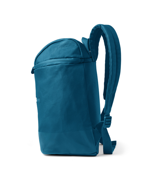 229.00kn Carpisa hand bag 11 cr