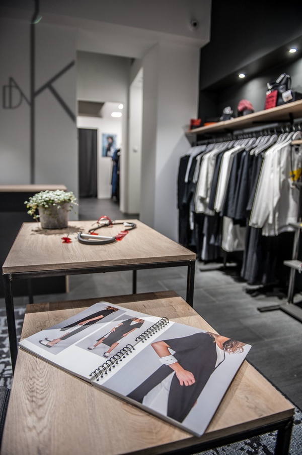 DNK 1