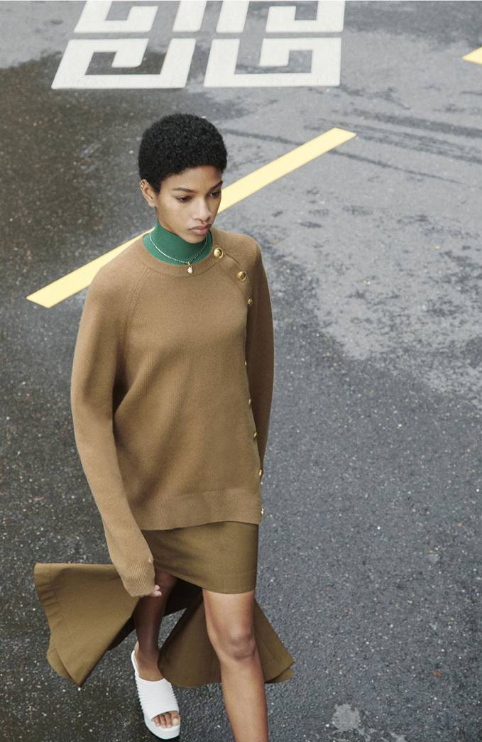 givenchy rtw s20 001 cr