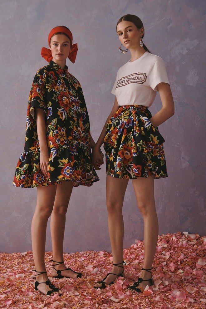 00003 Caroline Herrera Resort 2020