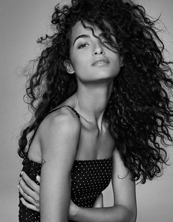 Monica Bianca Chiara ELLE01