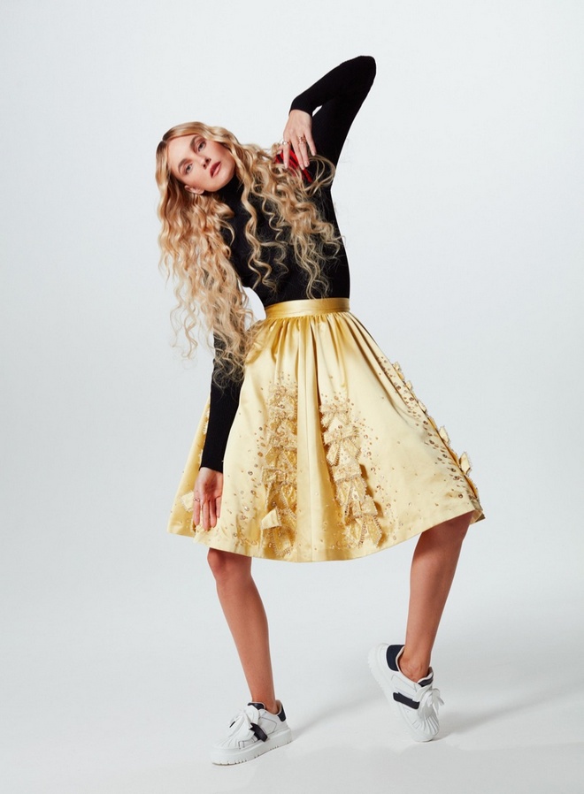 Caroline Trentini ELLE Brazil Cover Photoshoot06