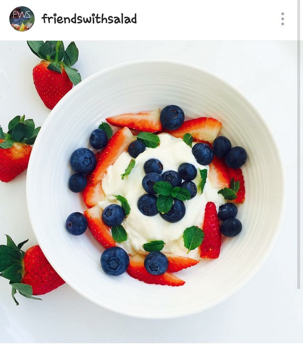 INST LIFE FRIENDS WITH SALAD2