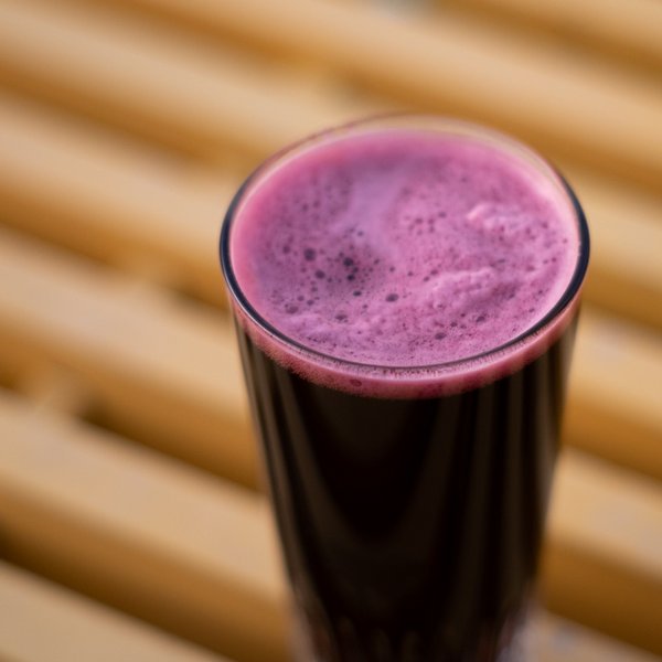 Mikkeller Spontan Triple Blueberry Sour ale s jaaaako puno borovnica Izvor Mikkeller FB