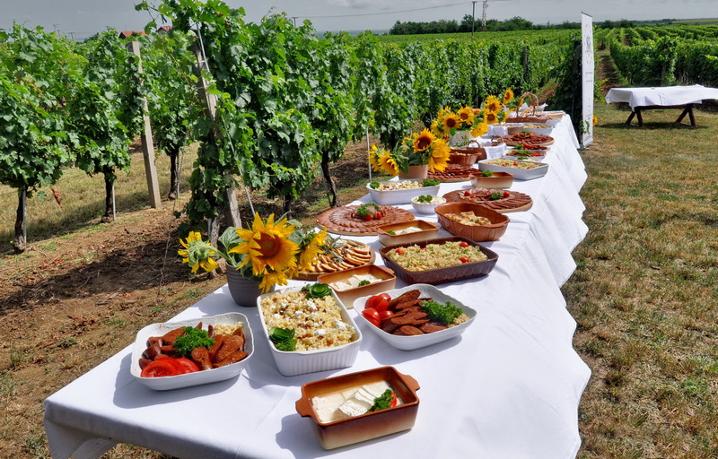 3.Pjenušavi doručak Srijem 2022 1 Doručak